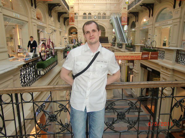 Константин Моисеенко