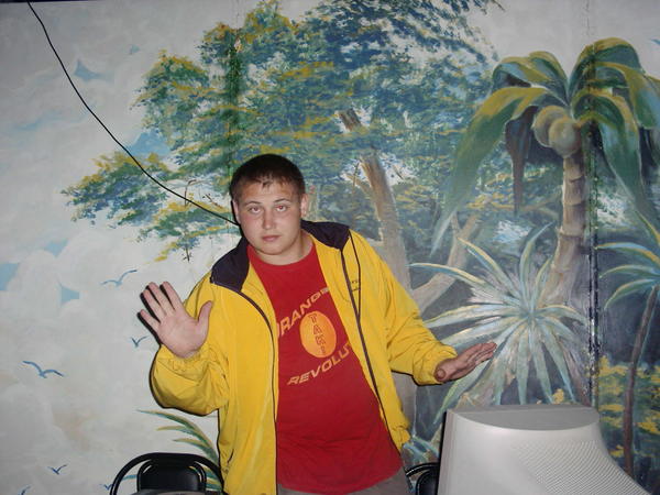 Руслан Хмельовській