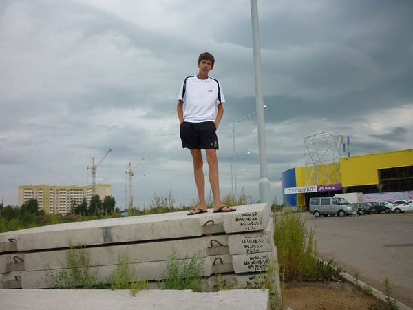 Александр Ханин