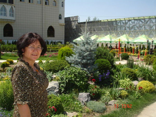 Багдан Момынова