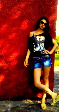 Елена Дзись