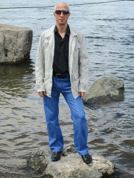 Александр Калашников