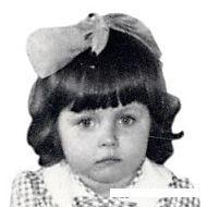 Наташа Попова