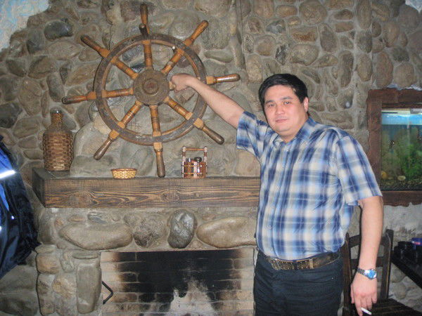 Руслан Менжанов