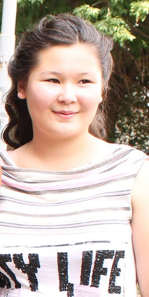 Макпал Женисова