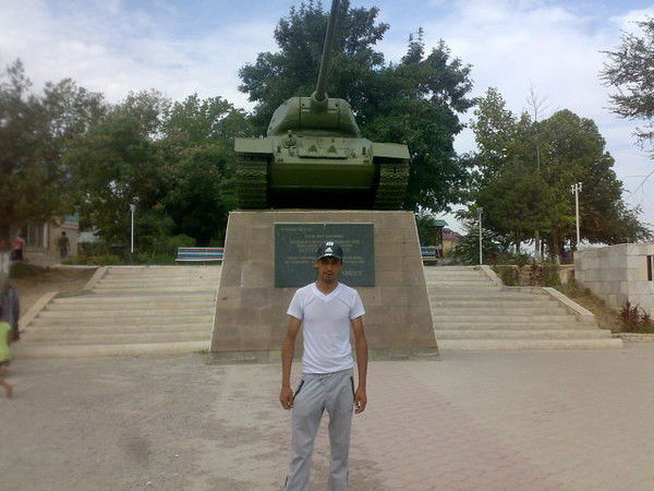 Лочинбек Мамажонов