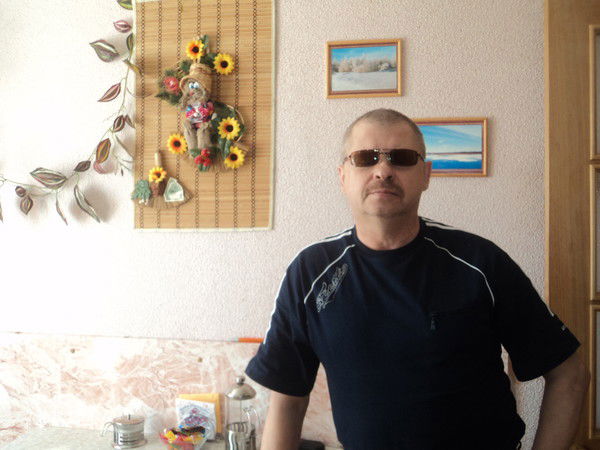 Александр Добров