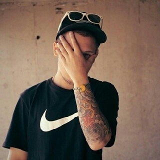 Данил Белый