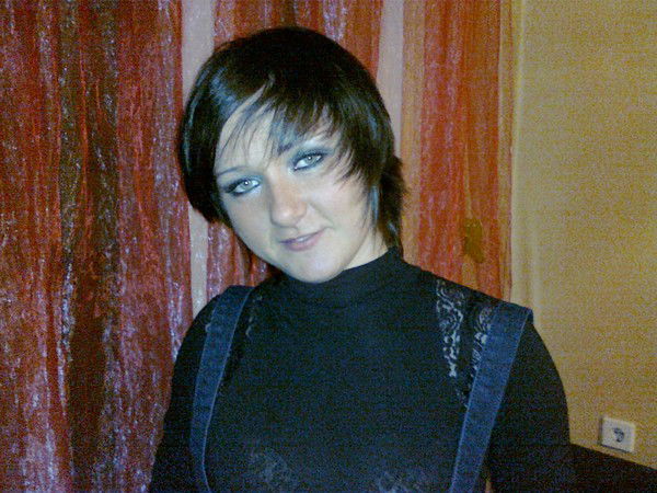 Александра Попова