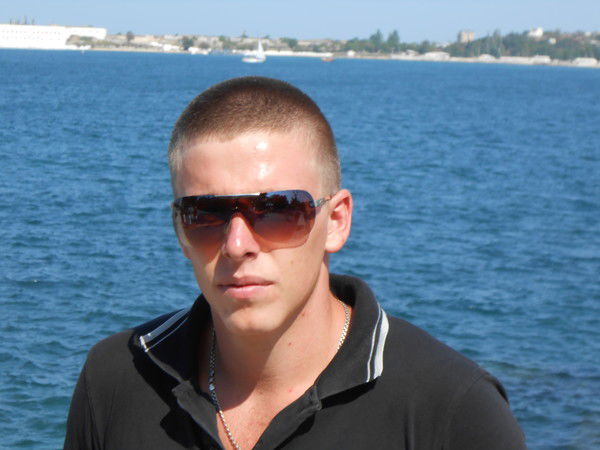 Александр Черняев