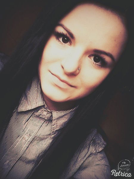 Оленька Горовая