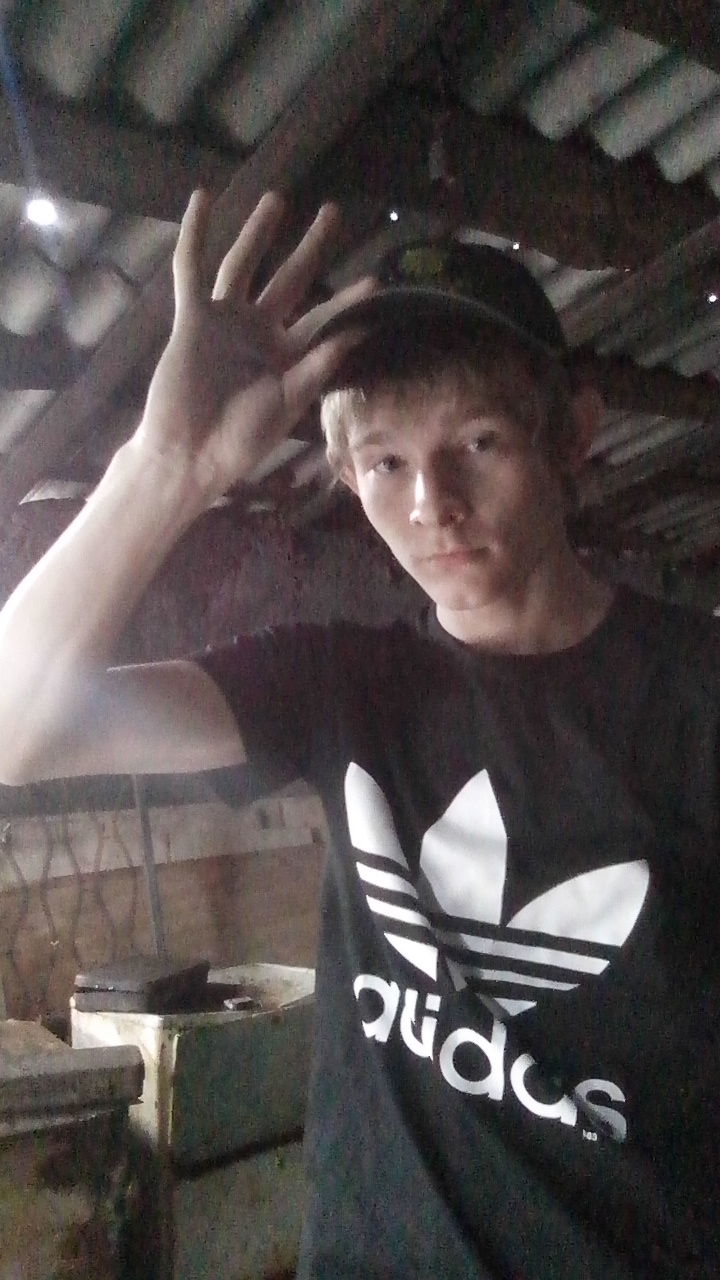 Сергей Попов