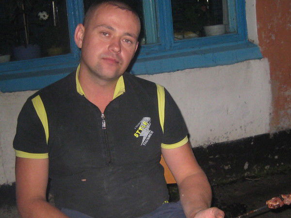 Юра Ермолаев