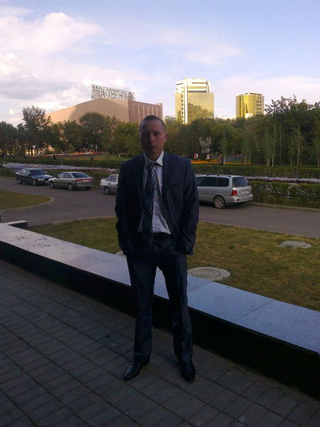 Максим Санников