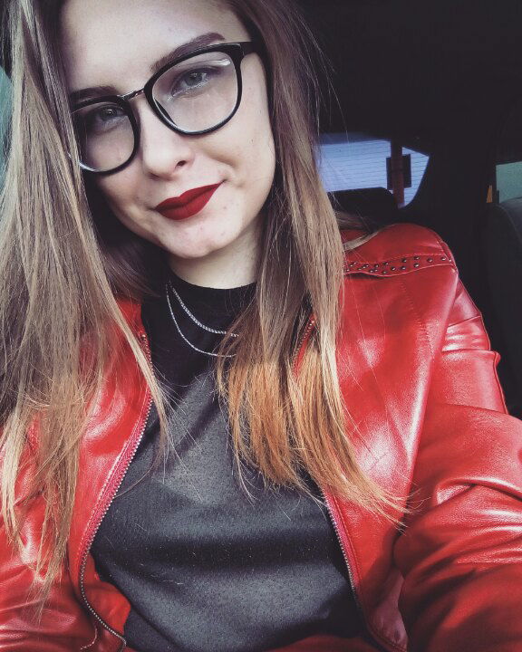 Оля Кузнецова