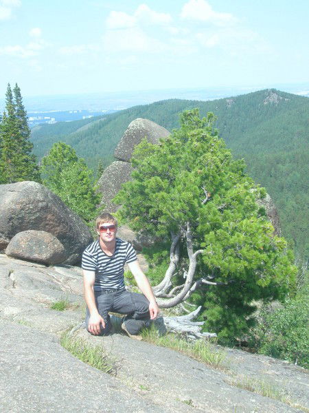 Александр Сазонов