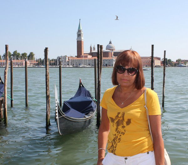 Елена Коренкова