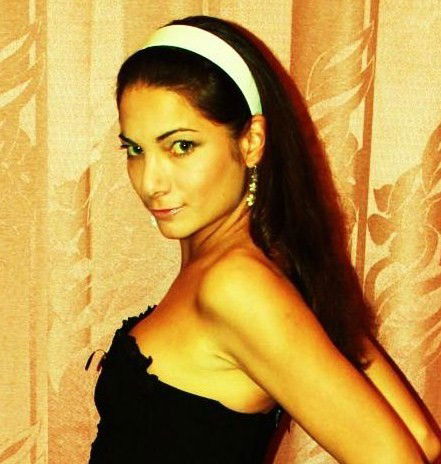 Анна Иванова