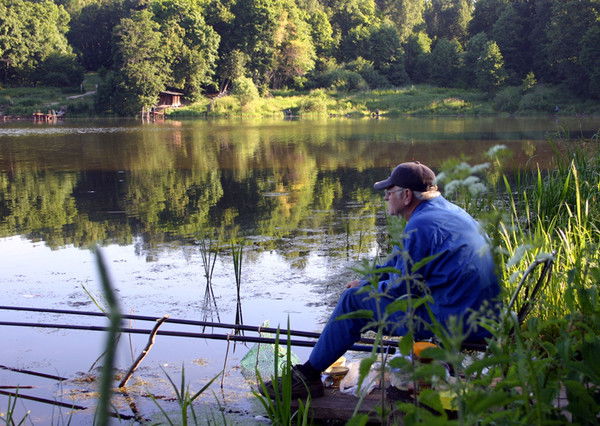 Виктор Романов