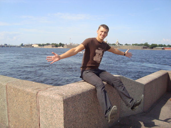 Макс Пономаренко