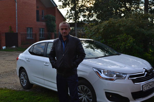 Игорь Кузнецов