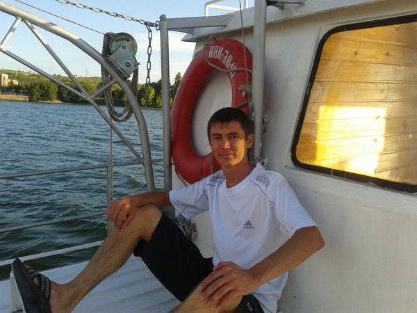 Александр Медведев