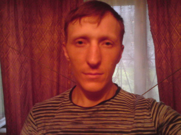 Андрей Попов