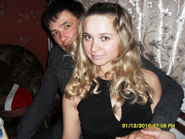 Лена Окулова