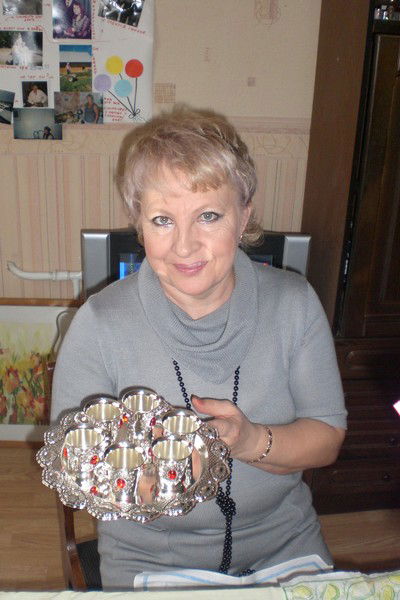 Нина Сердобинцева