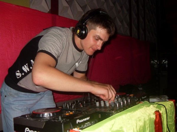 Неизвестно Неизвестно