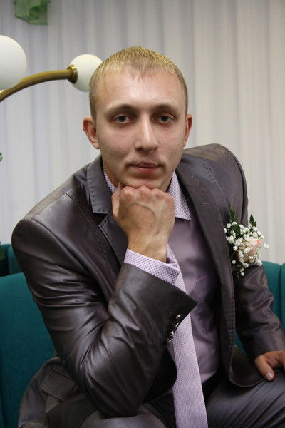 Макс Верхоламов