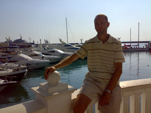 Роман Бирюков