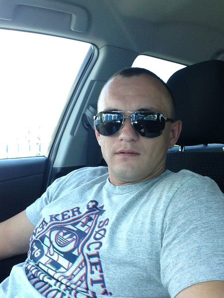 Анатолий Жданов