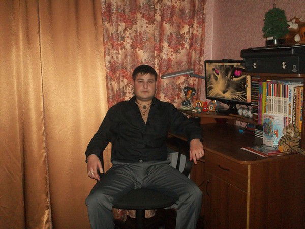 Владимир Комиссаров