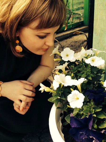 Анна Орешина