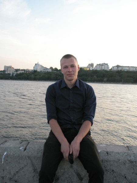 Денис Завьялов