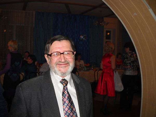 Сергей Попов