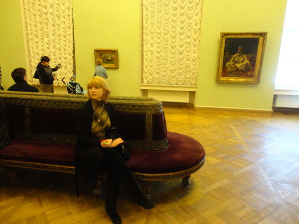 Елена Ивасына