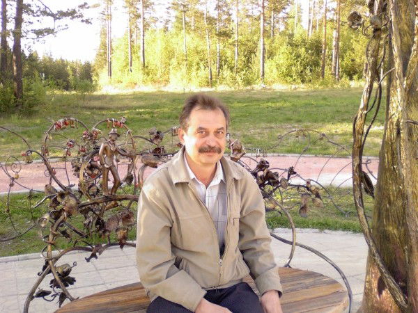 Василий Красников