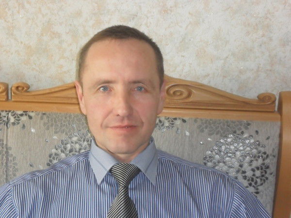 Виктор Белоусов