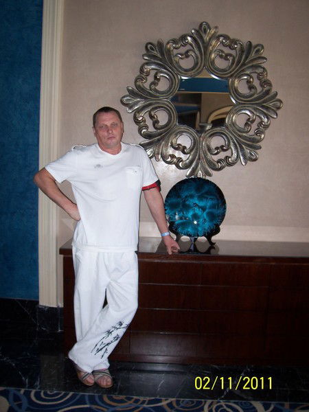 Иван Иванов