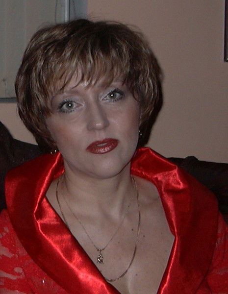 Елена Лютикова