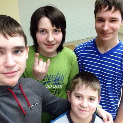 Рома Папанов