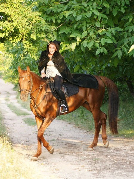 Александра Дворниченко