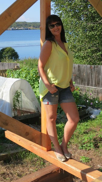 Людмила Островская