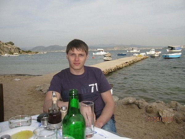 Денис Загатин