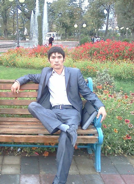 Азамат Олимов