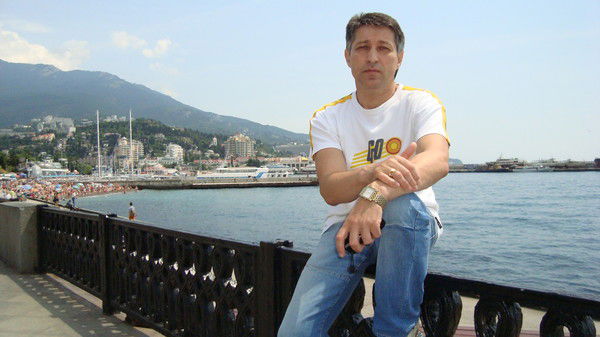 Игорь Бухниев