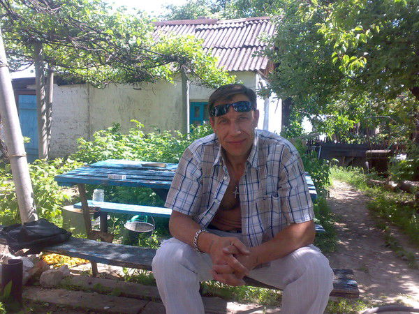 Олег Назаров