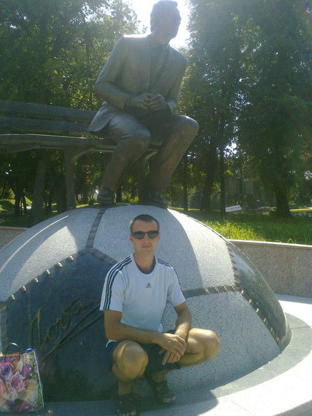 Николай Иваник